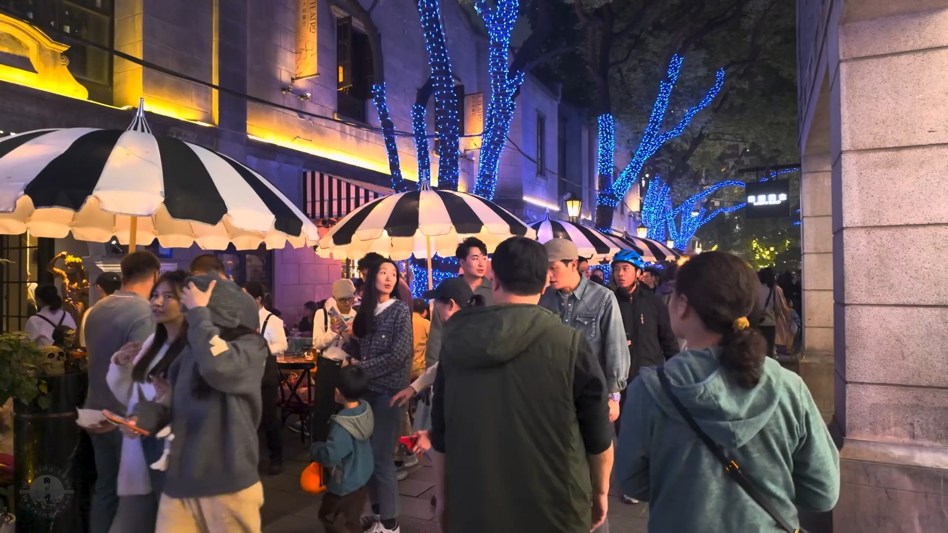 Night tour of Shanghai’s most popular neighborhoods and bars | China Street Stroll